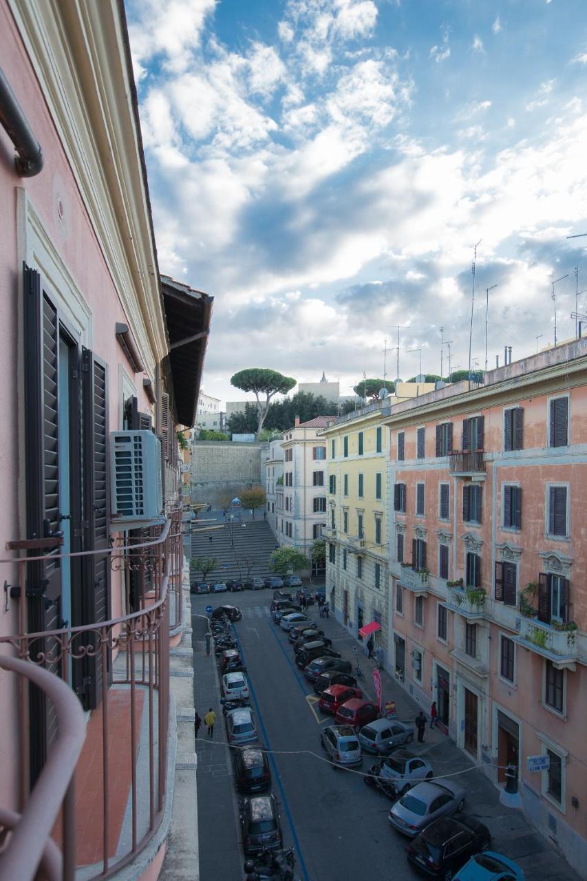 Spartacus Inn Rome Bagian luar foto